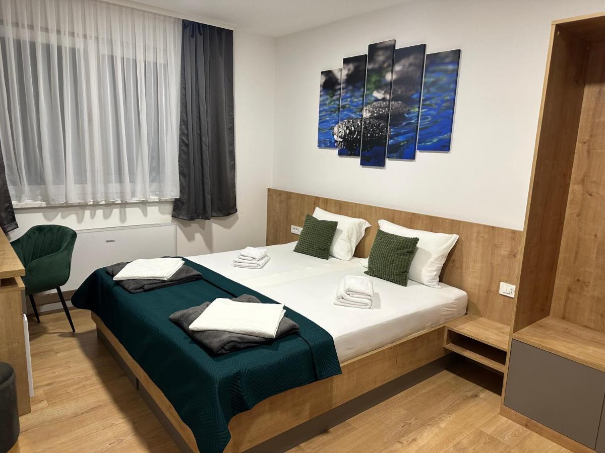 Rooms Slavonski Brod Extérieur photo